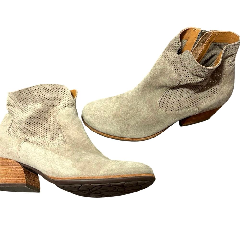 Kork-Ease Suede Ankle Booties Women’s 11 Block Heel Zip Taupe